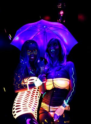 Abigail Mac pleased to share with you a free gallery with Abigail Mac in lesbian fantasy